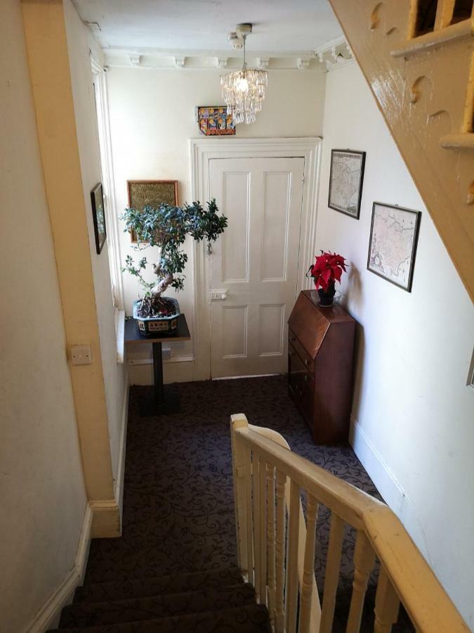 Whole Flat Next To Dover Port With Parking Exterior photo